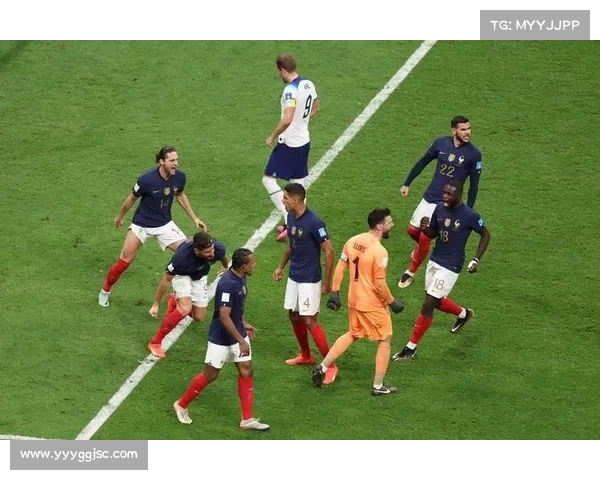 千万不要错过法国队与英格兰的激烈对决!这场比赛看点满满 千万不要错过法国队与英格兰的激烈对决!这场比赛看点满满