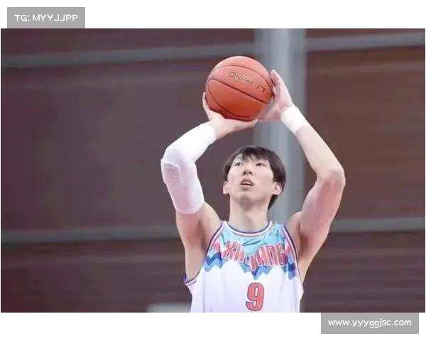 周琦正式加盟新疆男篮重返家乡队助力球队冲击新赛季目标 周琦正式加盟新疆男篮重返家乡队助力球队冲击新赛季目标